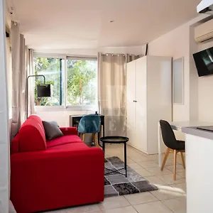  Appartement Cassin - Next To Tramway Line 2 Near Airport