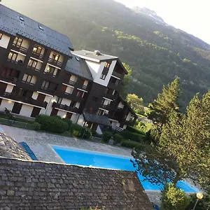 https://appartement-f2-aux-glieres.hotels-rhonealpes.com
