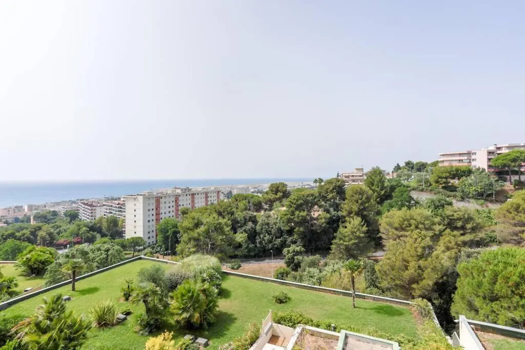 Sea View Apartment In Residence With Swimming Pool! Nice